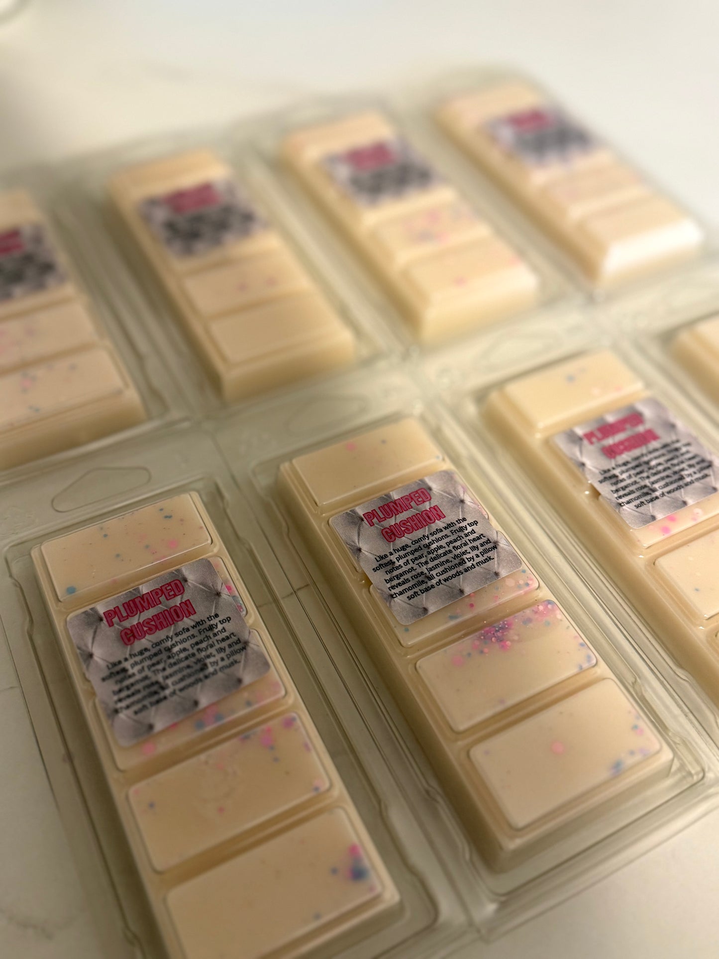 Wax Bar | Plumped Cushion